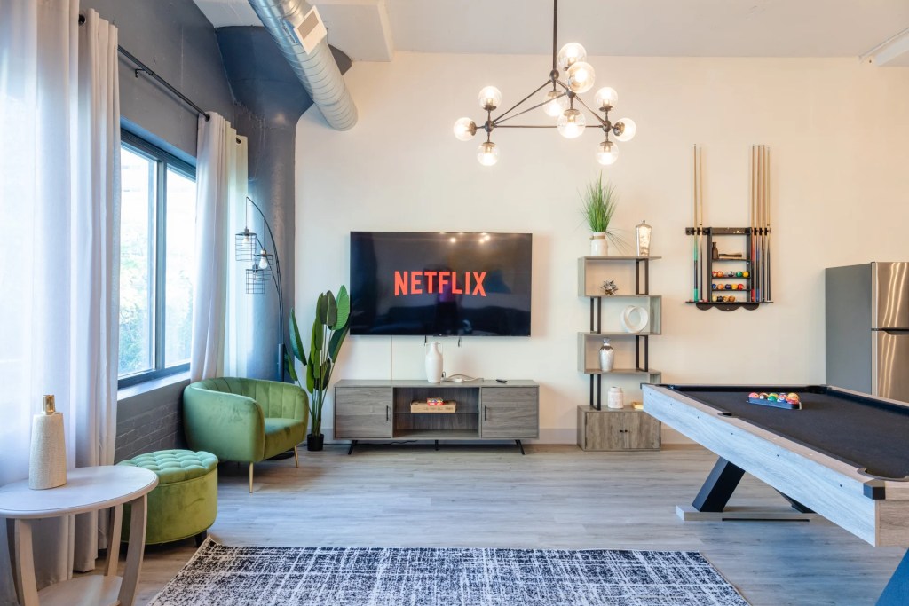 decor of living room space