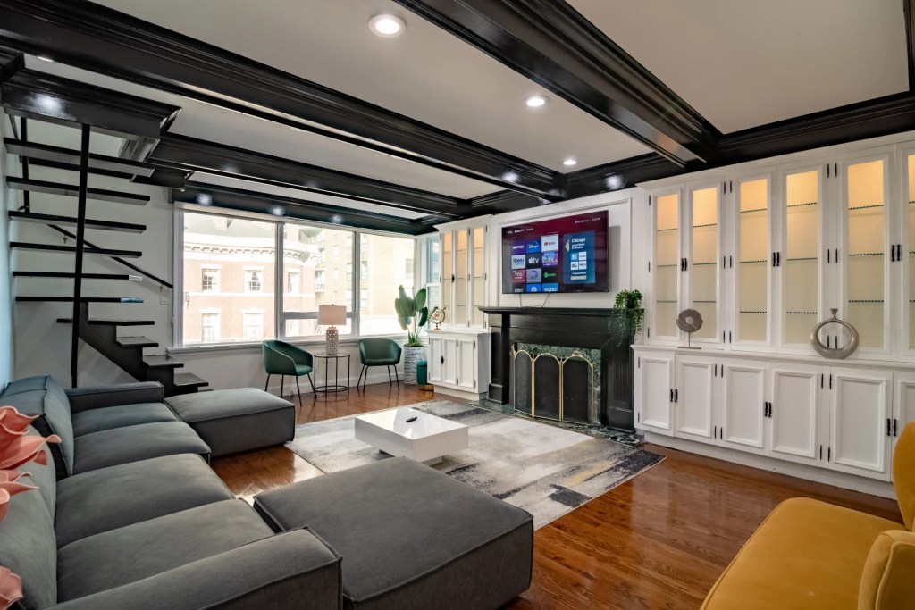 duplex apartment living room